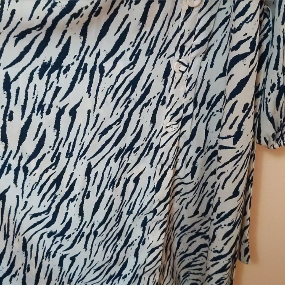 Nasty Gal Zebra Print Plus Midi Dress with V-Neckline sz 20 NWT - Picture 4 of 9